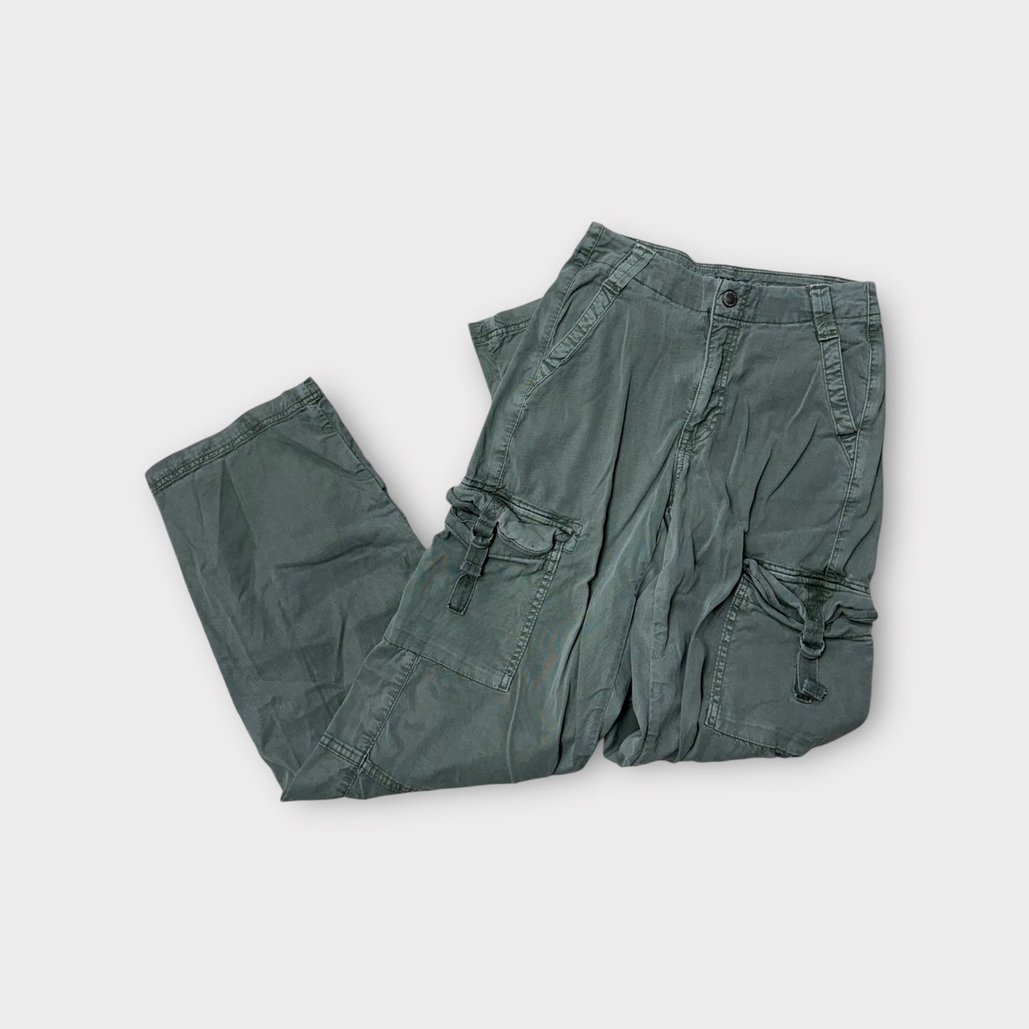 Women’s 00 AE cargo