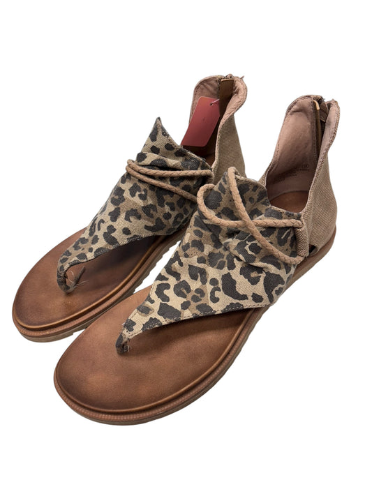 Women’s sandals 9
