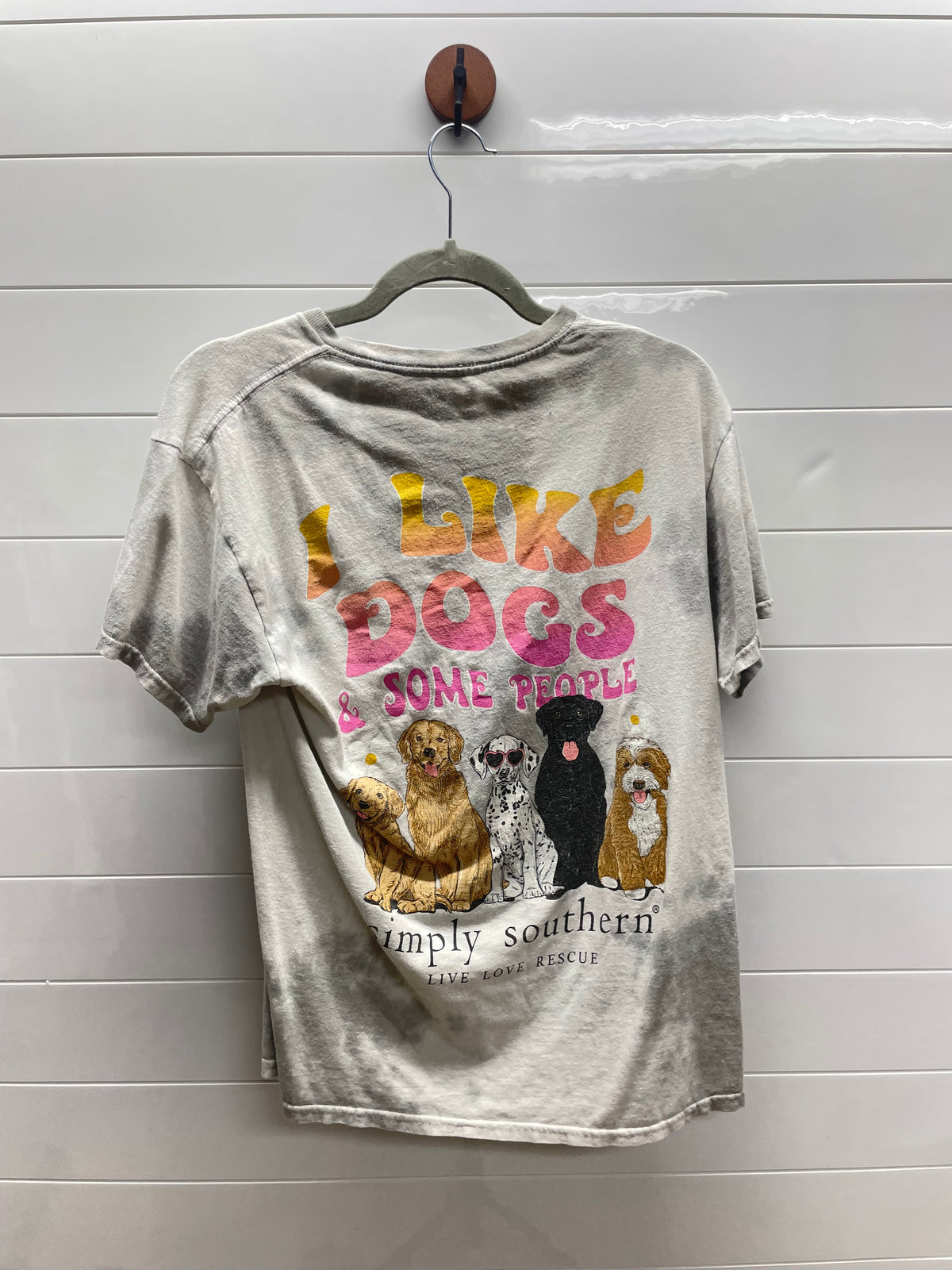 Women’s medium tee