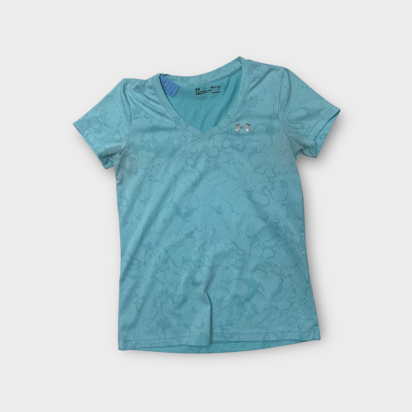 Women’s small UA shirt
