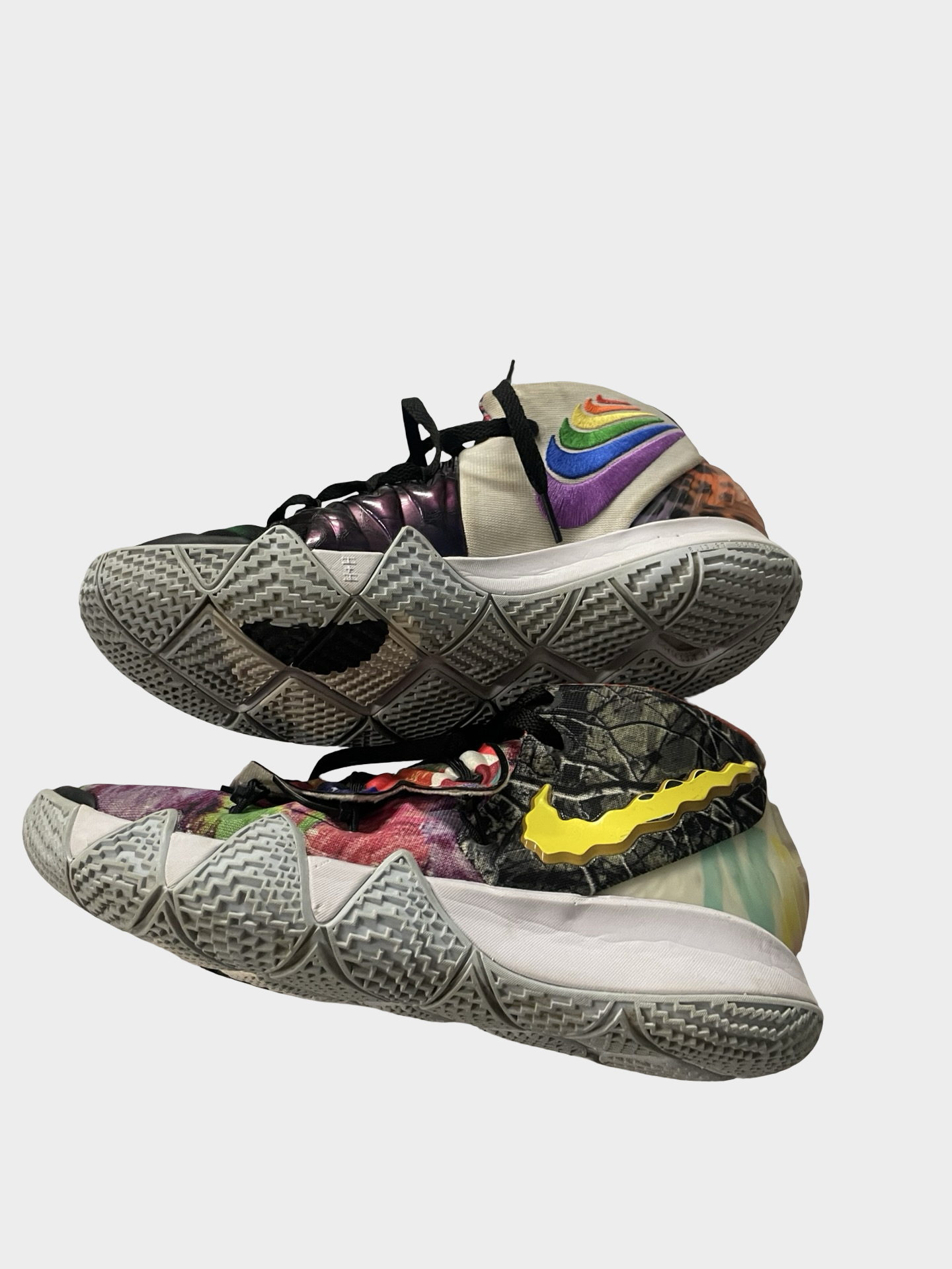 Men’s 8 Kyrie Nikes