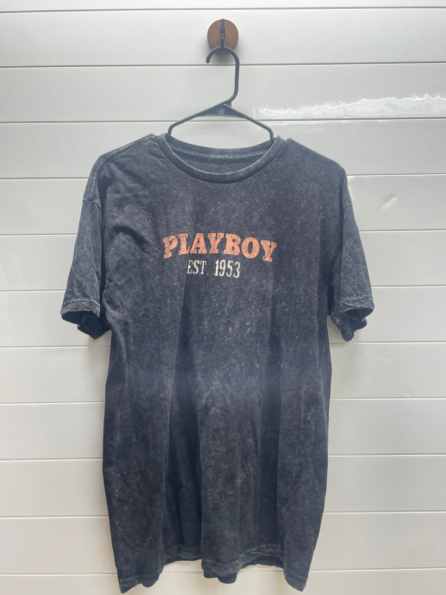 Women’s large tee