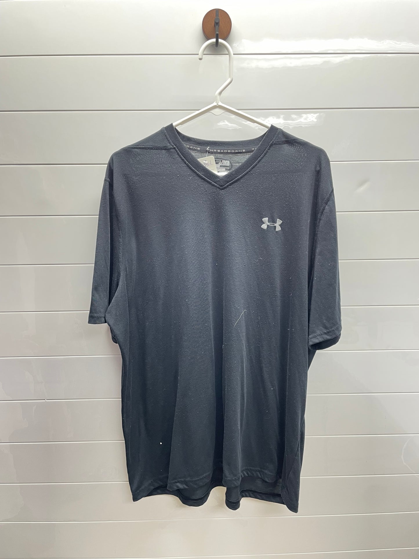 Men’s XL UA Tee