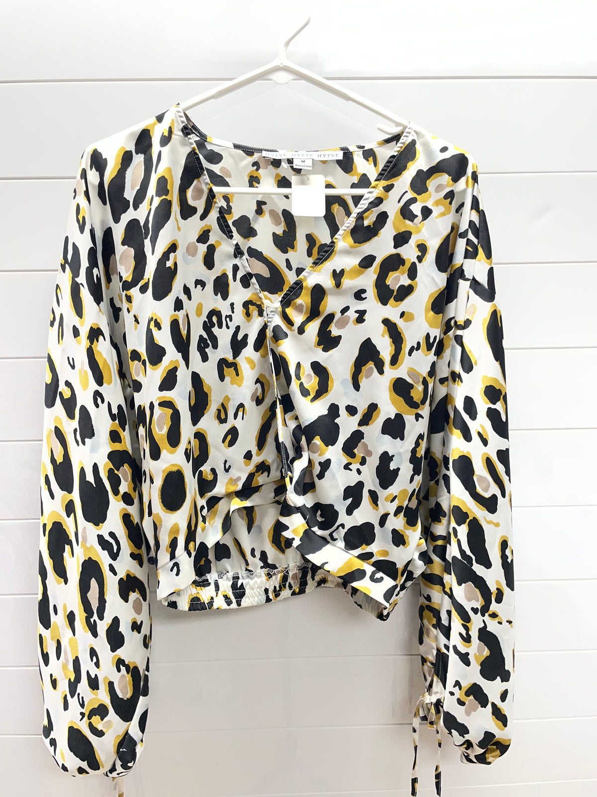 Women’s medium long sleeve