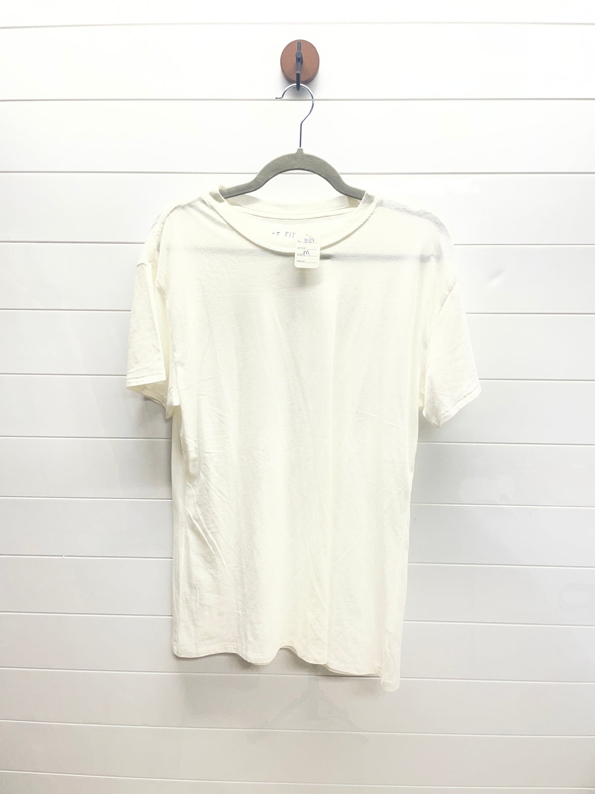 Women’s medium tee
