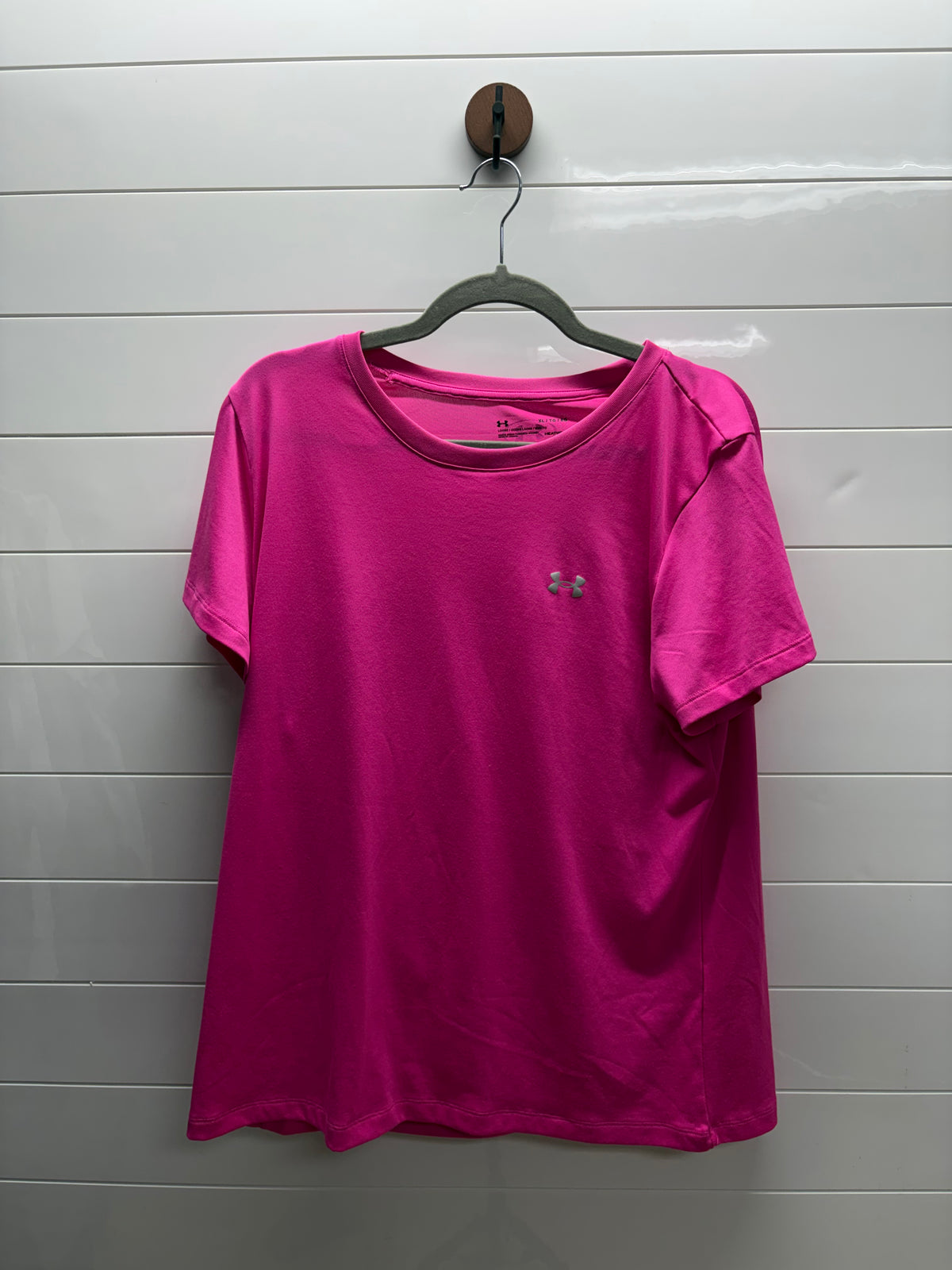 Women’s XL UA Tee