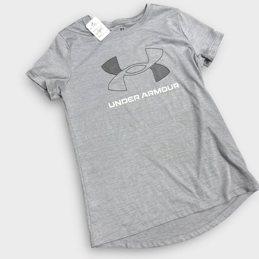 Boys UA tee youth medium