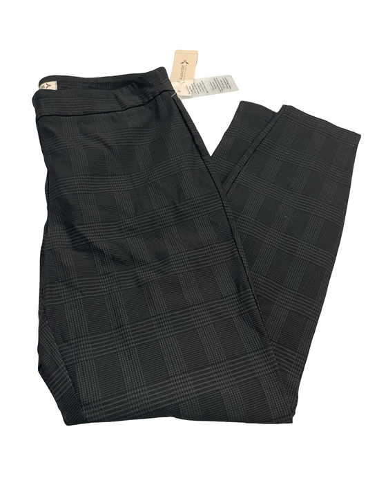 Women’s medium nwt dress pants