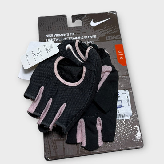 Women’s Nike gloves small