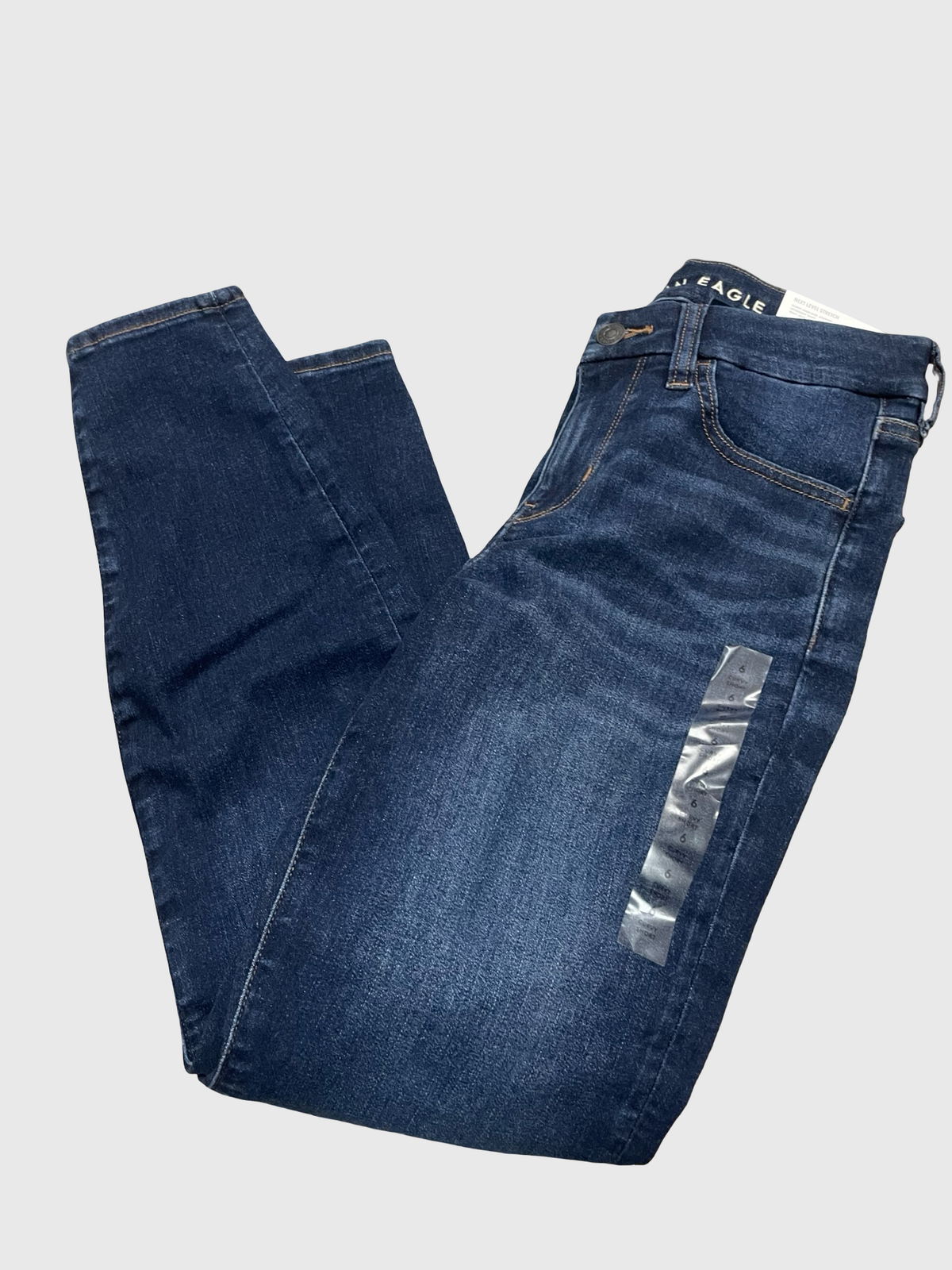 Women’s 6 Curvy Short AE Jeans NWT