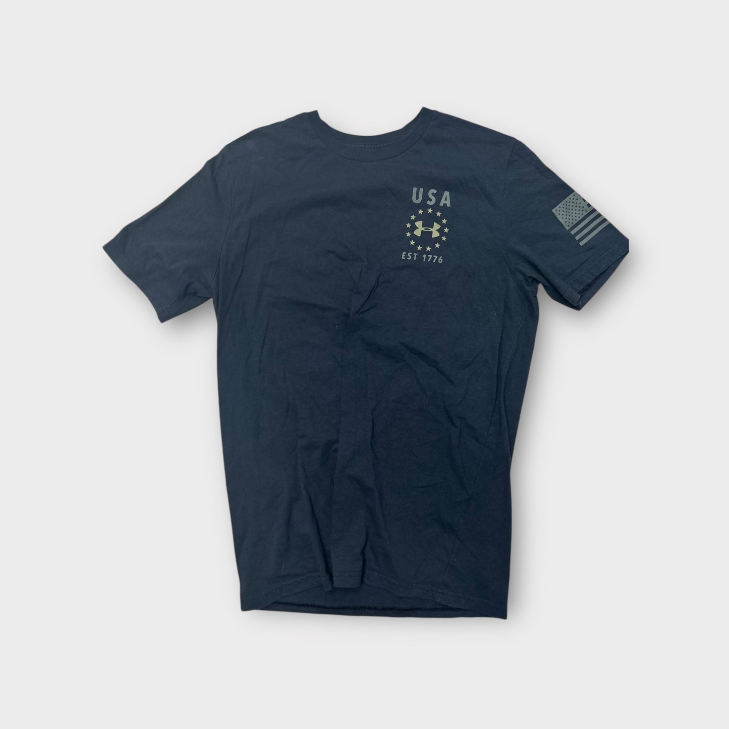 Mens Under Armour Shirt-Medium