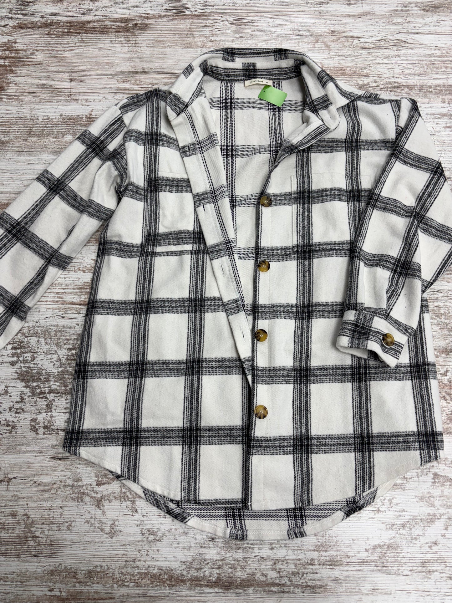 Women’s medium shacket