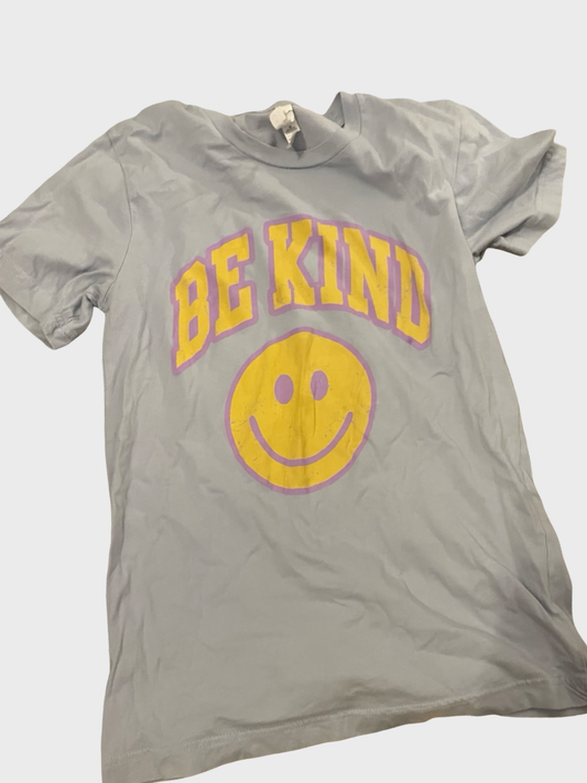 Women’s small tee