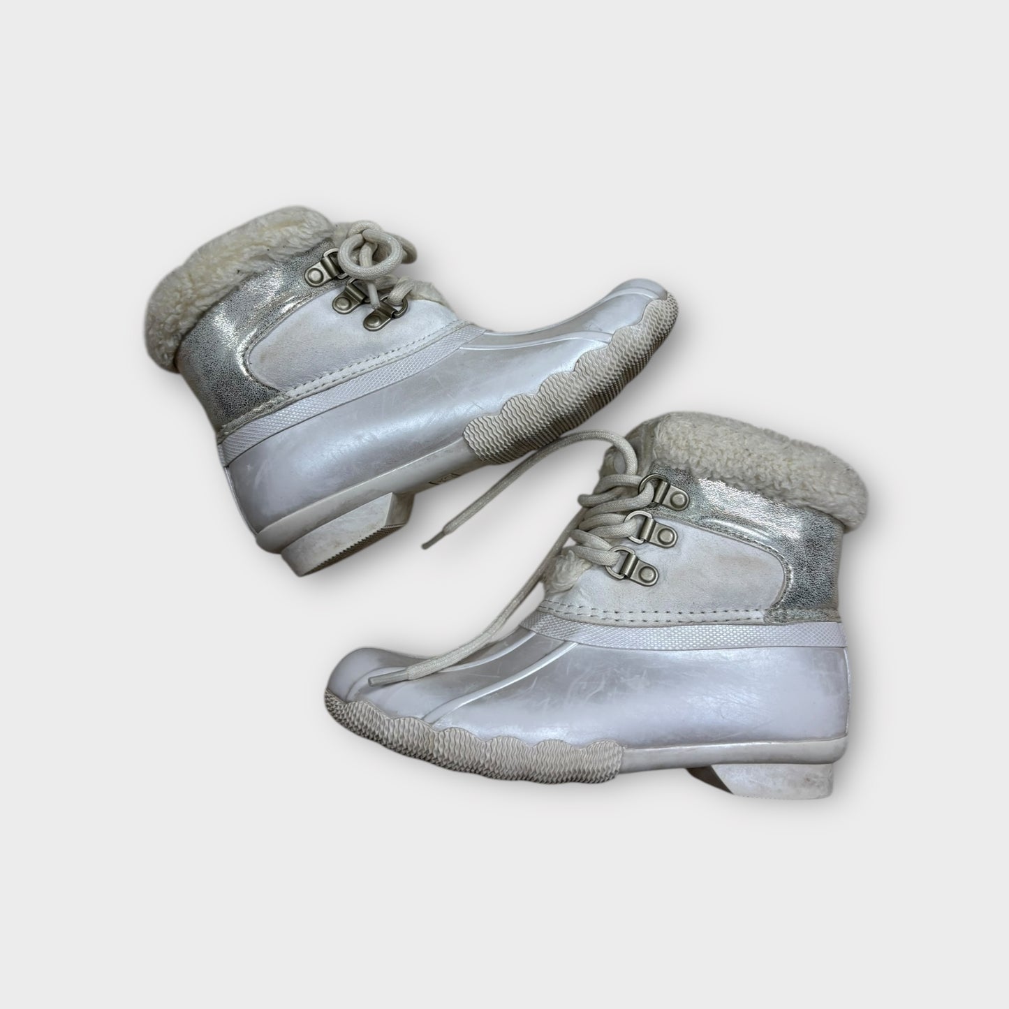 Girl’s 13 sperry boots