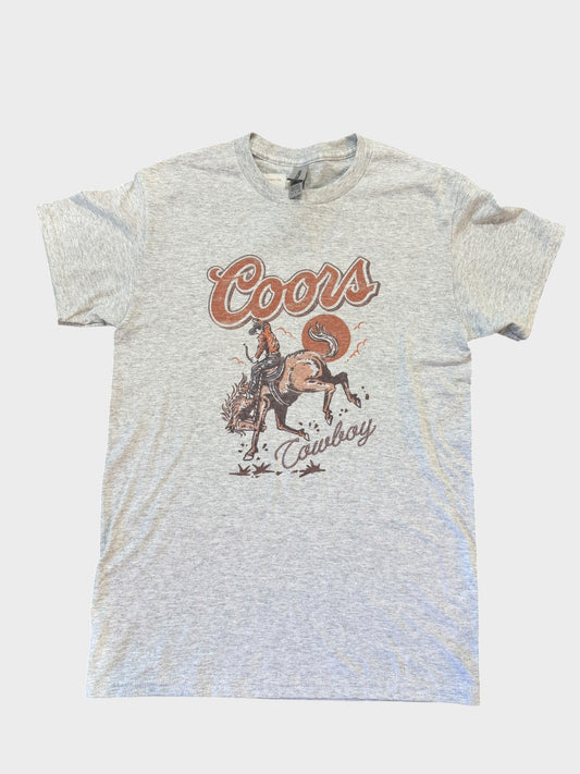 Women’s small graphic shirt - NEW