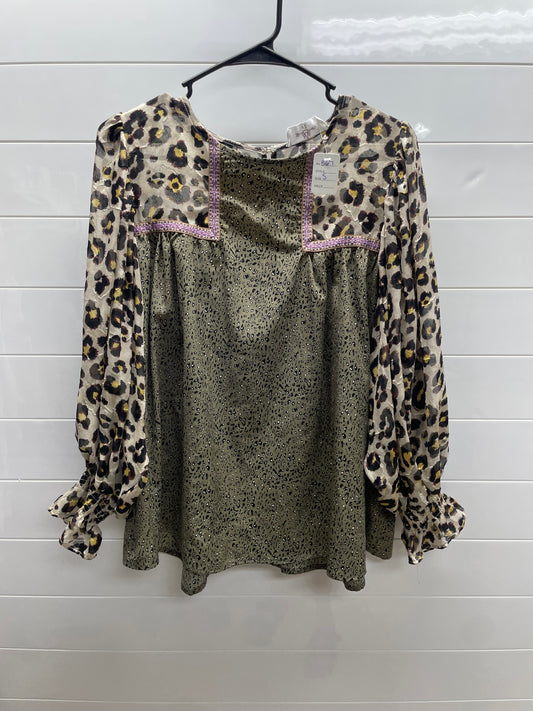 Women’s small long sleeve