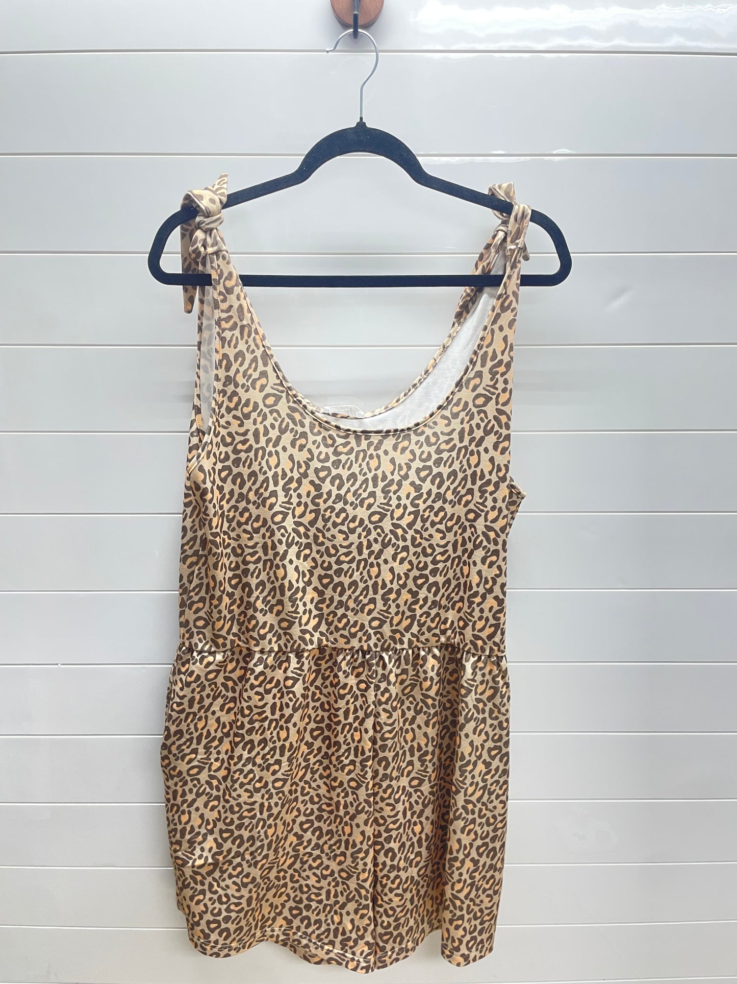 Women’s Large Romper NWT