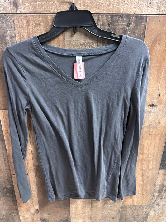 Women’s medium long sleeve