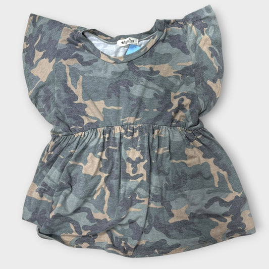 Women’s short sleeve blouse- small