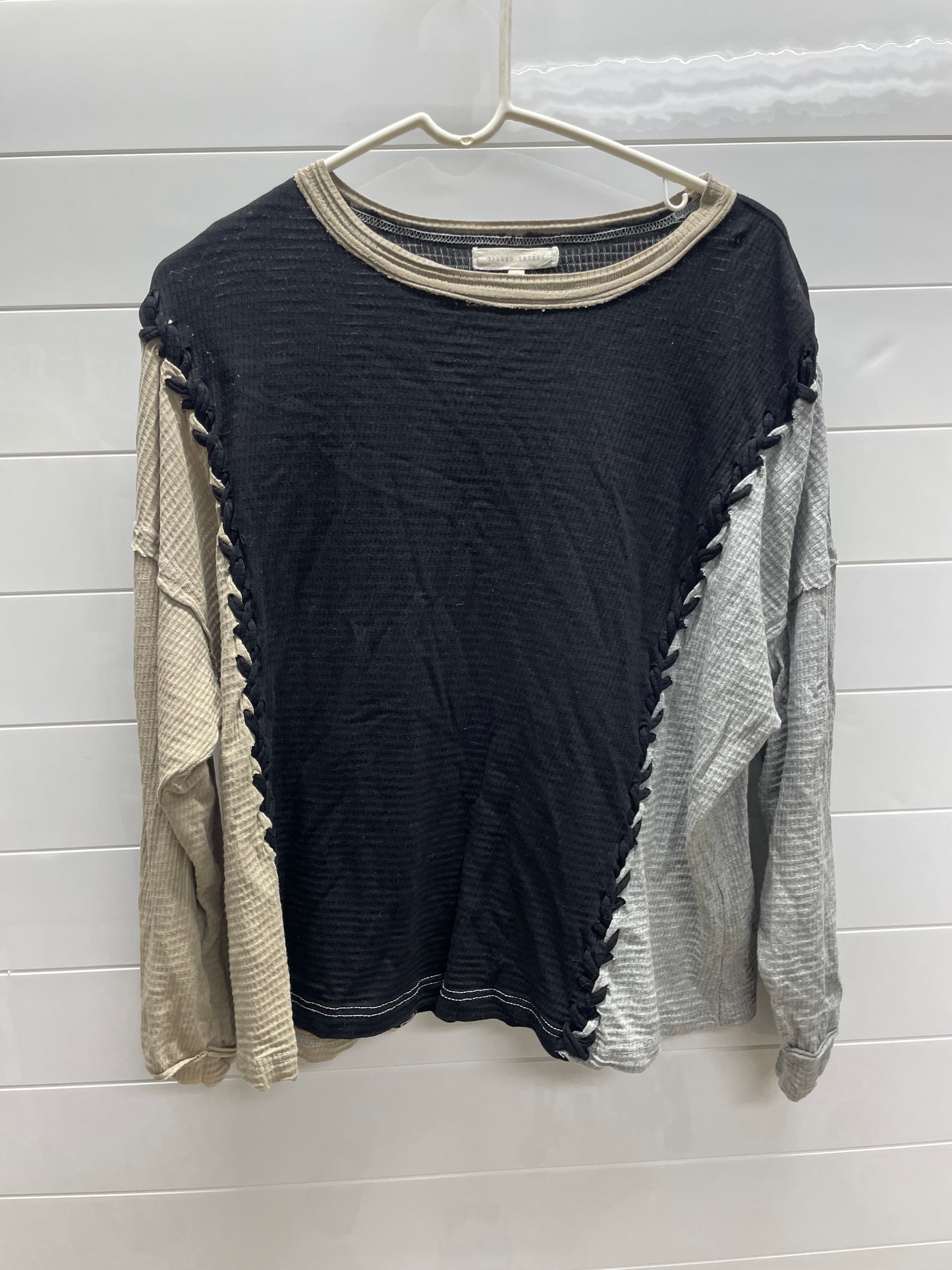 Women’s small long sleeve