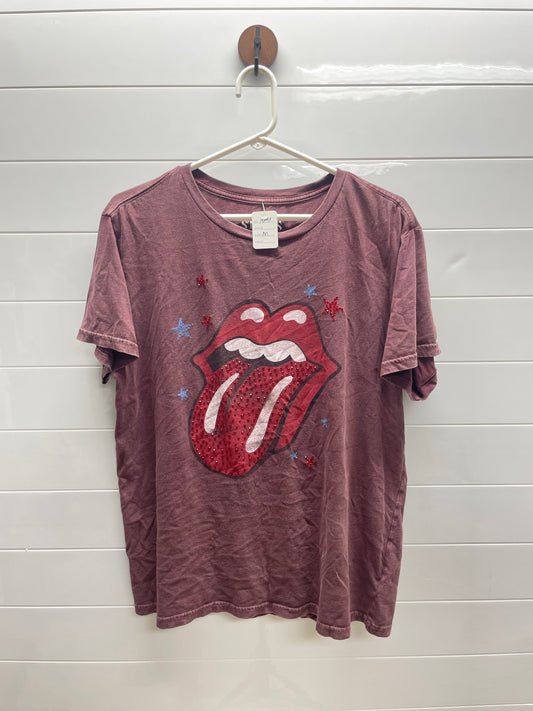 Women’s medium tee