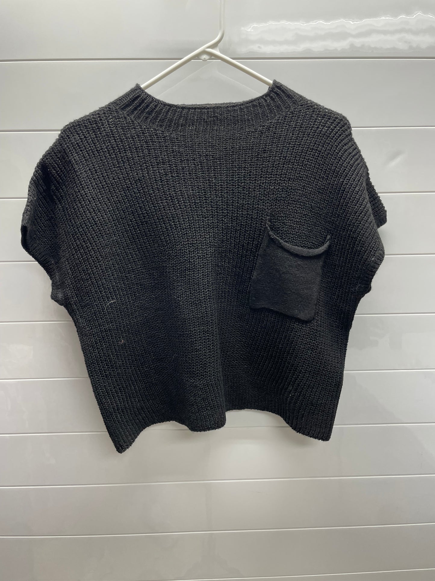 Women’s medium sweater top