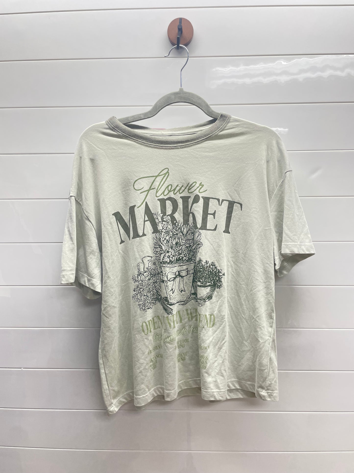 Women’s small tee