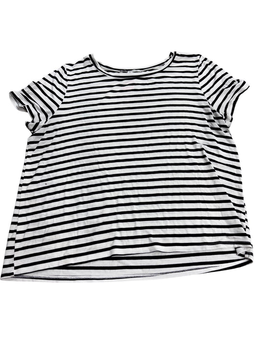 Women’s xl shirt