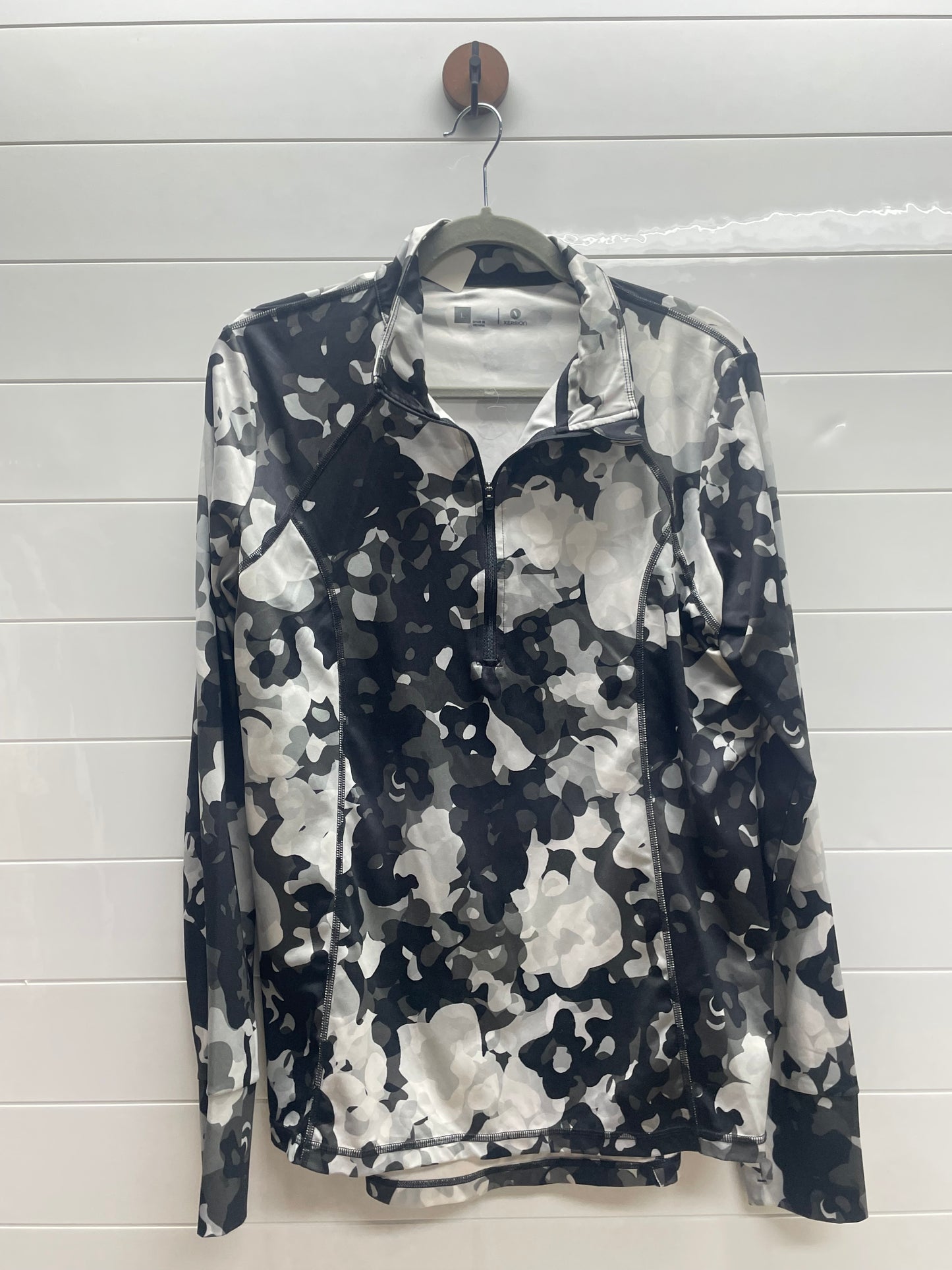 Women’s Large Quarter Zip