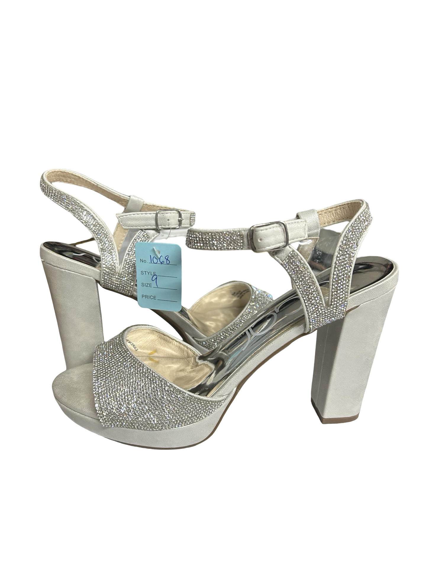 Women’s 9 heels