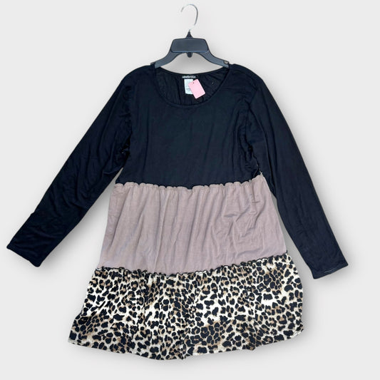 Women’s medium dress