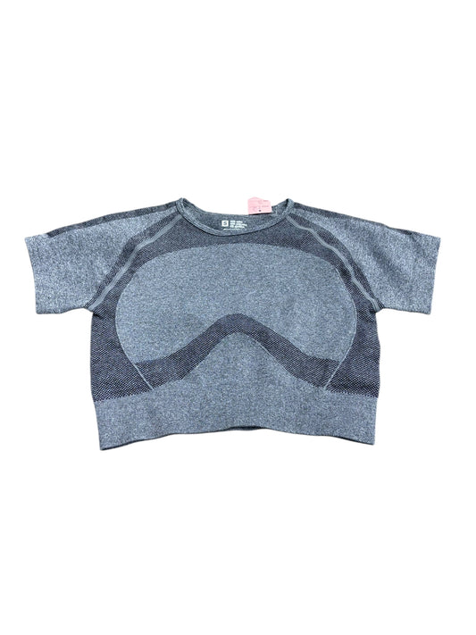 Women’s small cropped shirt