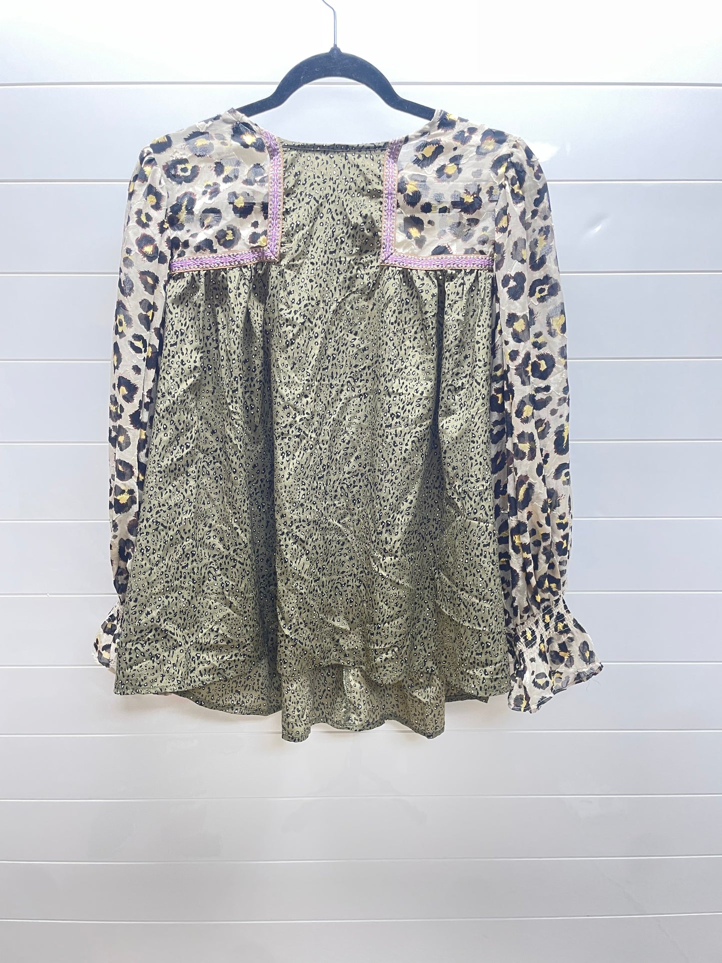 Women’s Large Blouse