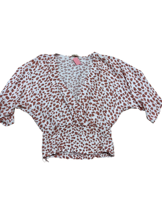 Women’s medium blouse