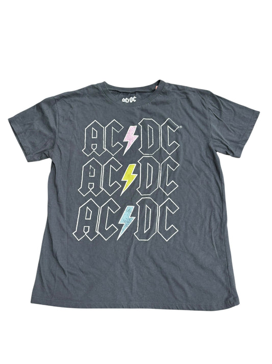 Women’s large shirt