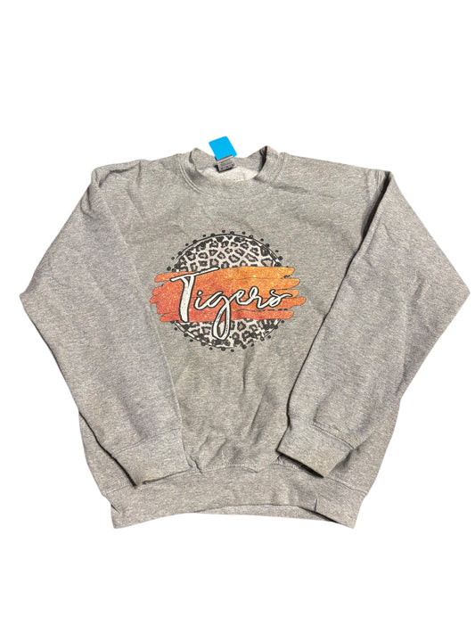 Girl’s medium crewneck