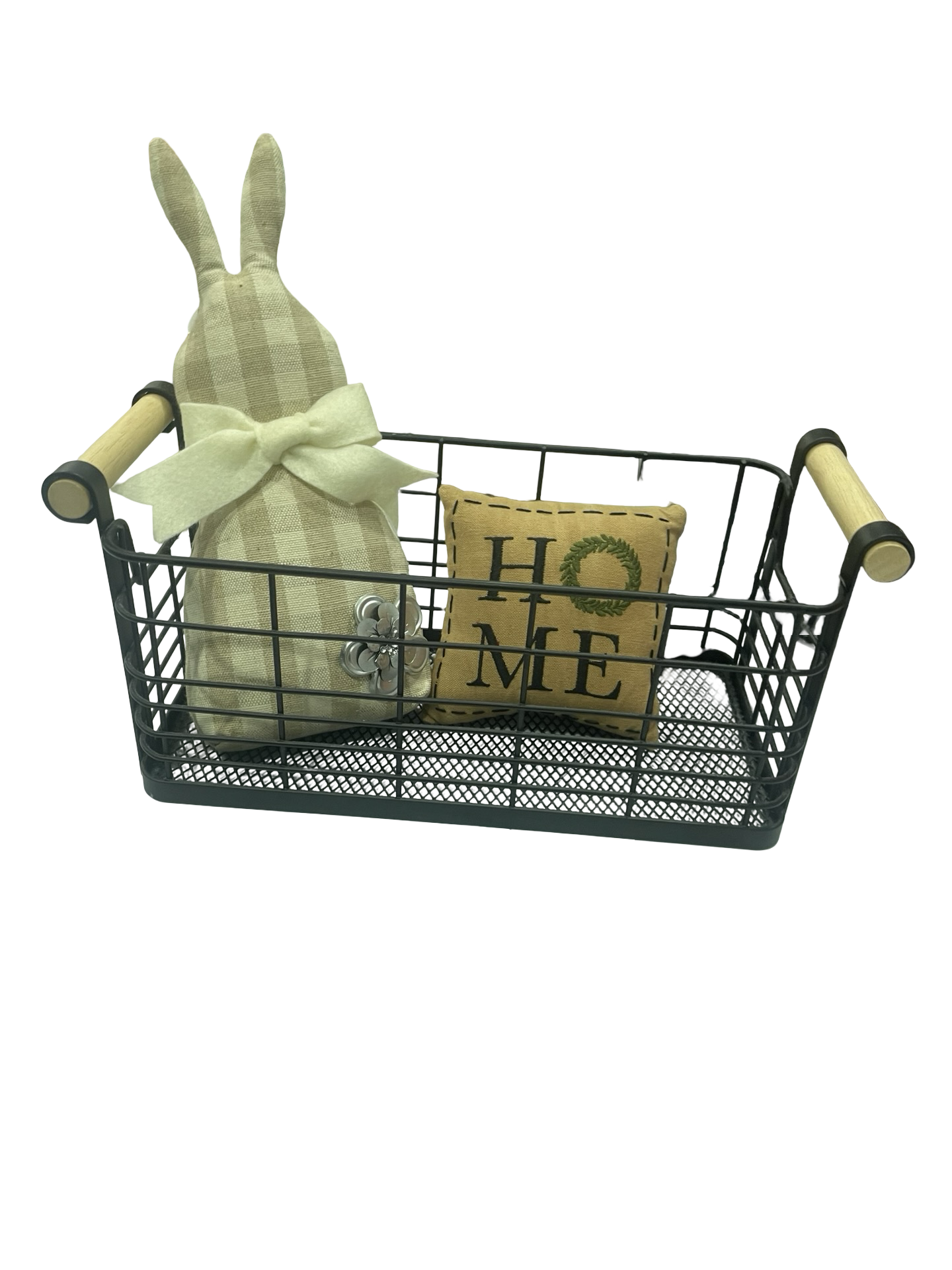 Basket with decor