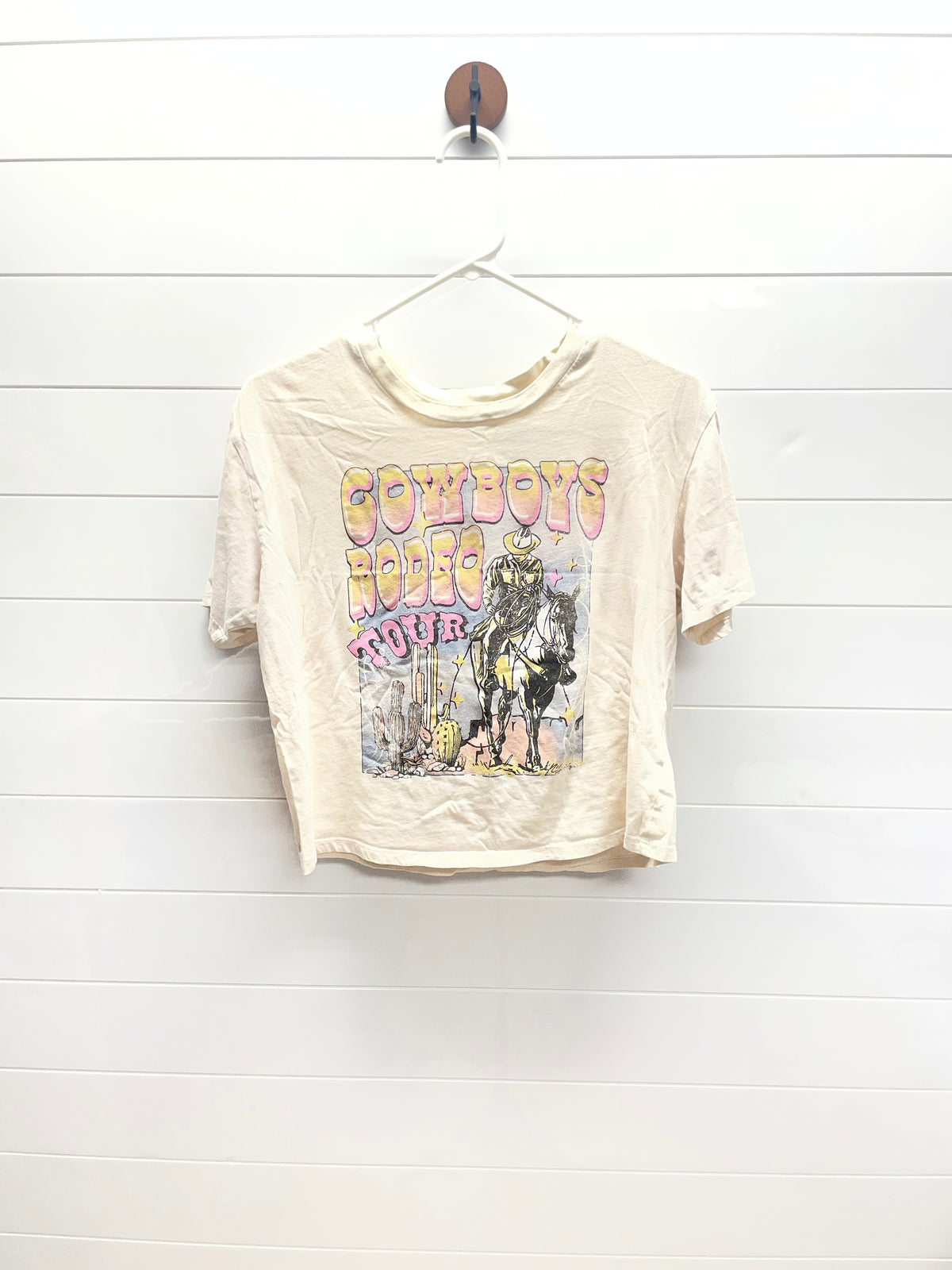 Women’s medium tee