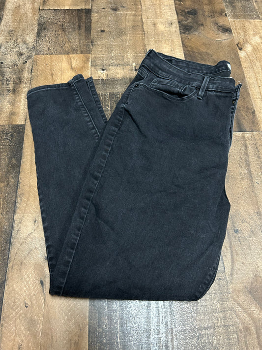 Womens 35x32 Levi Jeans