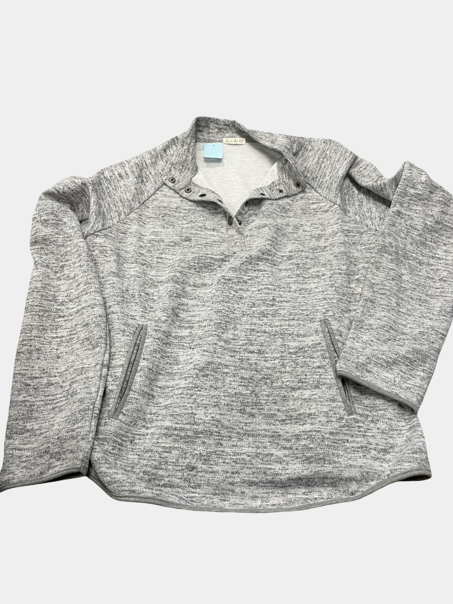 Women’s medium pullover