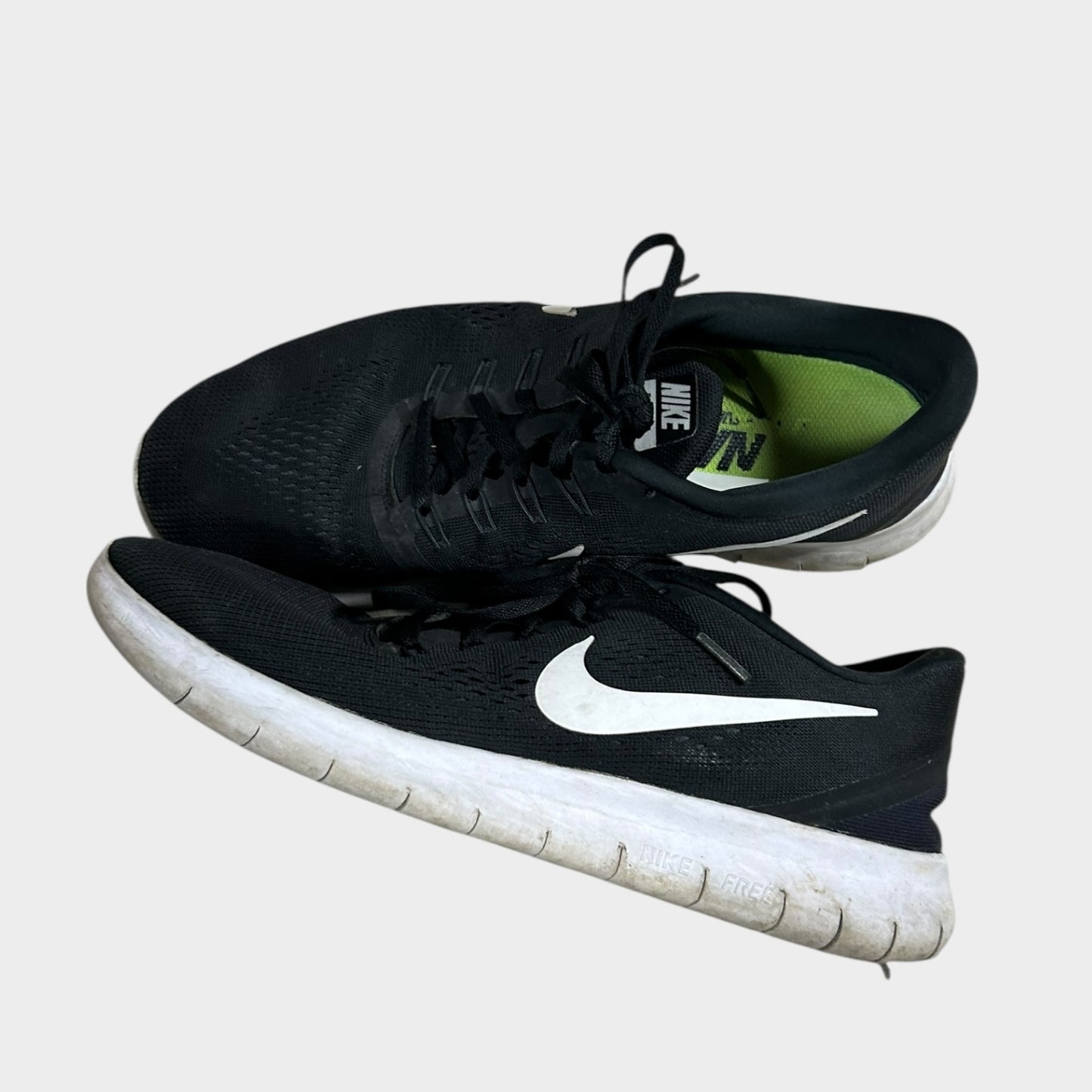 Women’s Nike Tennis Shoes-11