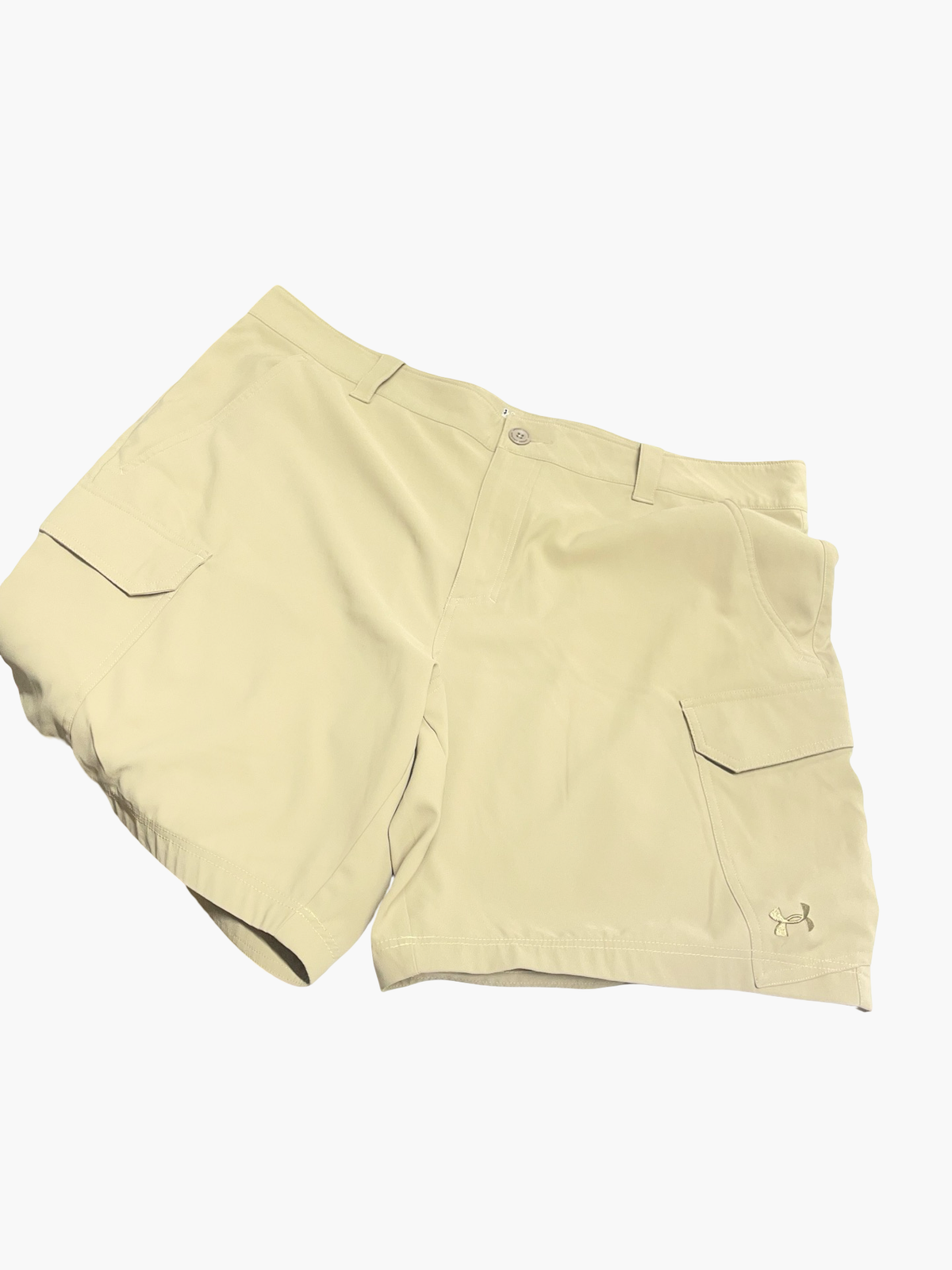 Men’s 42 UA Shorts