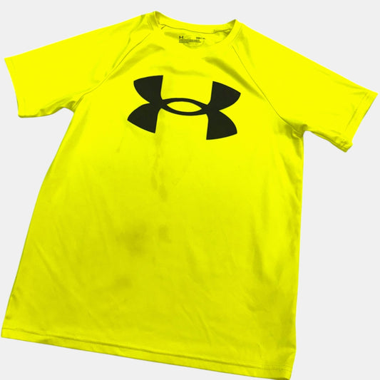 Boys UA tee medium (staining)