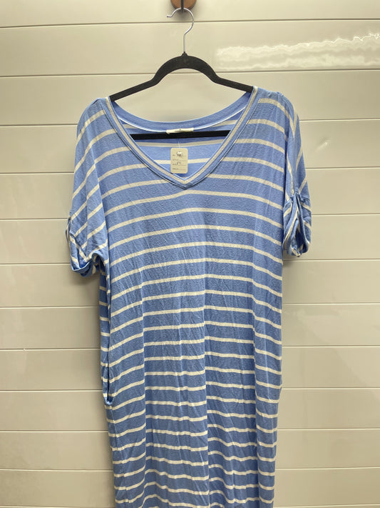 Women’s medium dress
