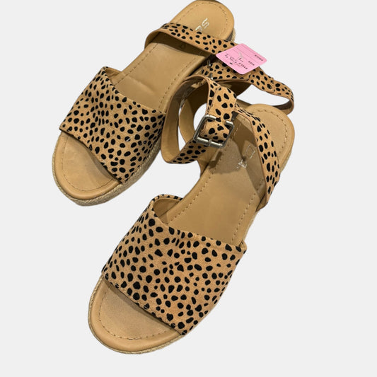Women’s sandals sz 7