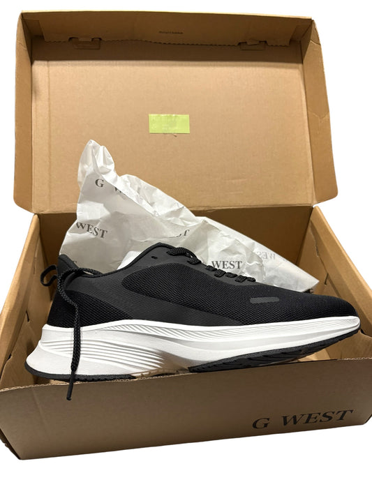 Women’s 9 new in box shoes