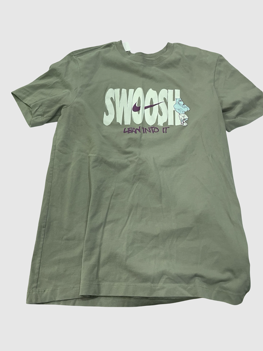 Men’s medium Nike tee