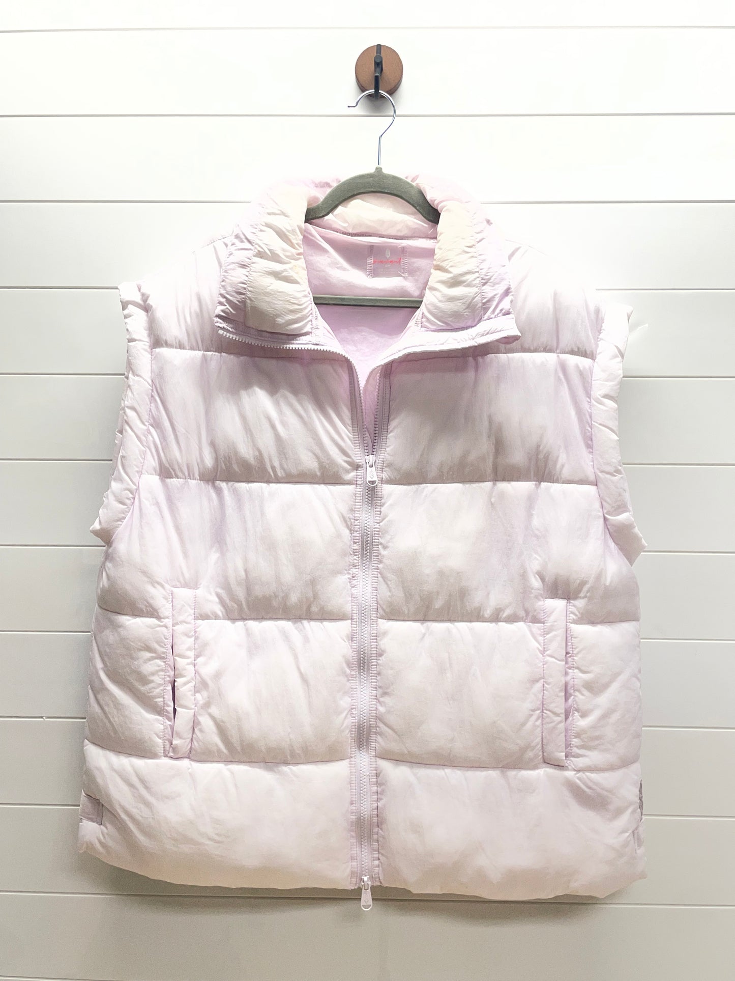 Women’s Small Free People Vest (Makeup around neck)