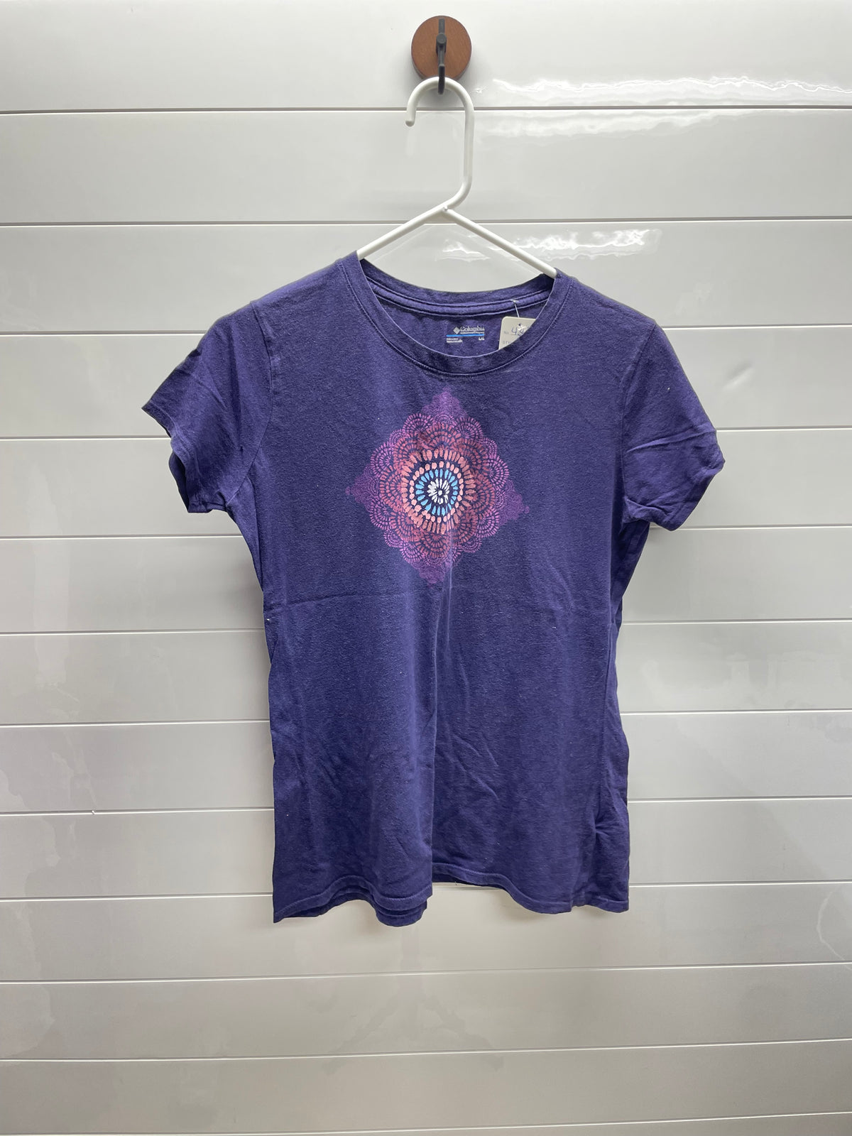 Women’s large tee