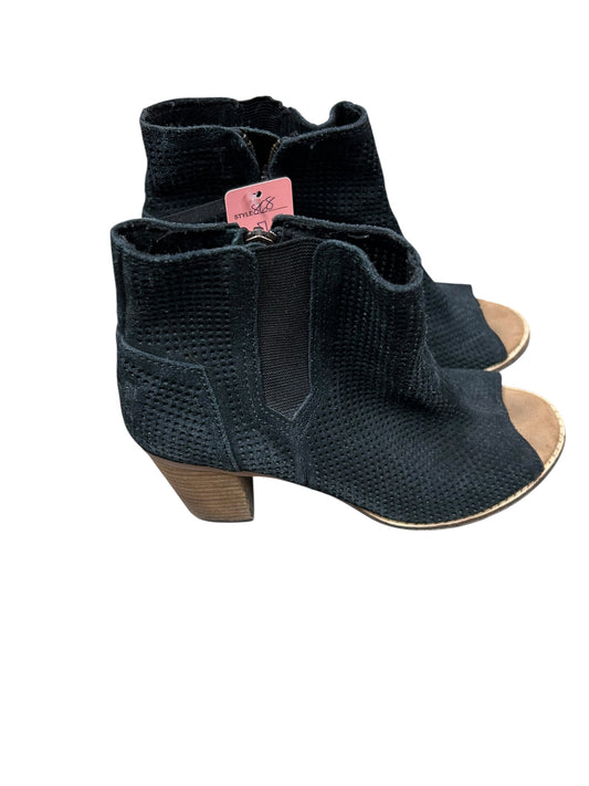 Womens 7.5 boots